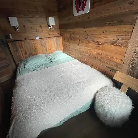 Cosy Centre